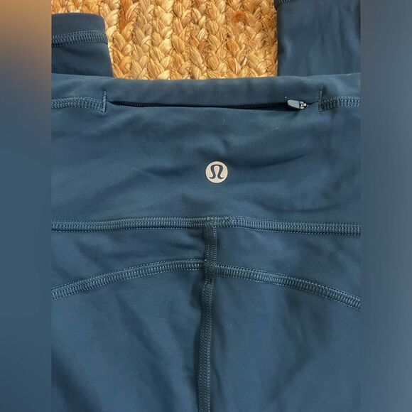 LuLuLemon Always Airy dark teal Blue Leggings, size 2; GREAT CONDITION! - Picture 7 of 8